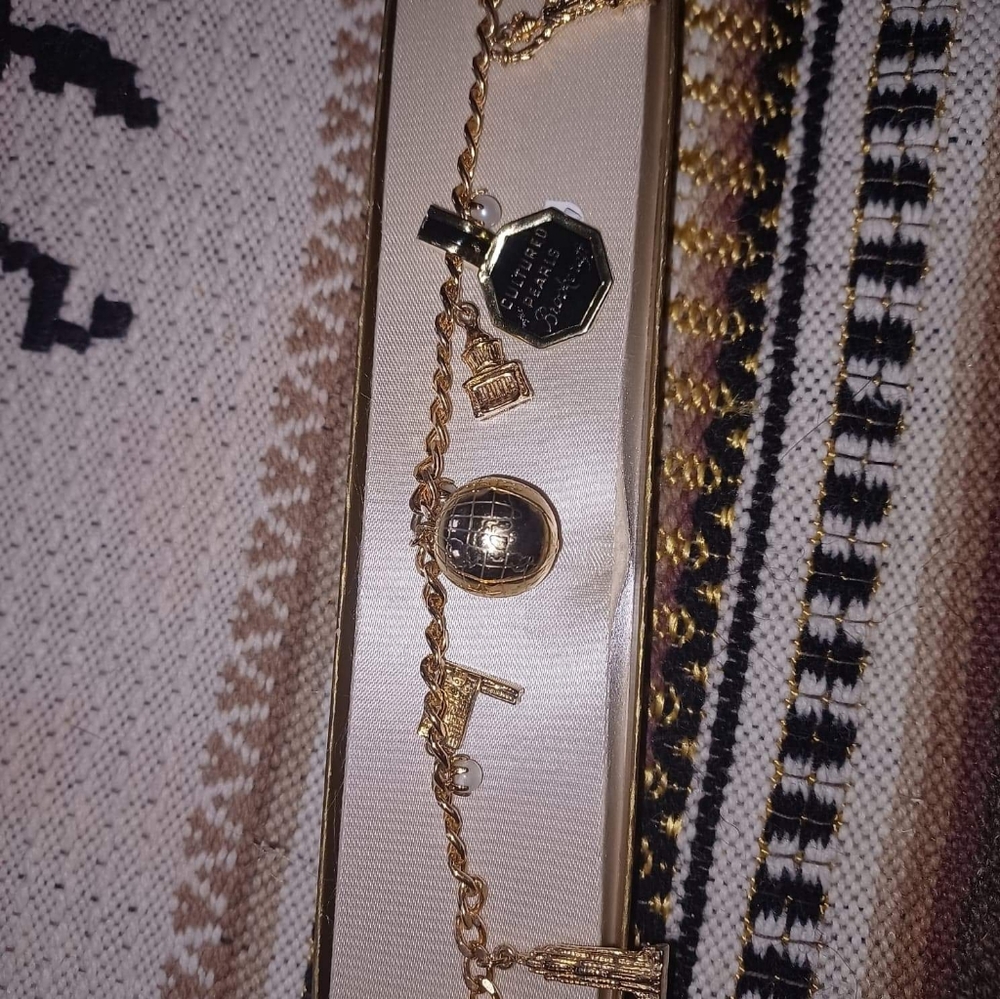 Living Oyster Braclet